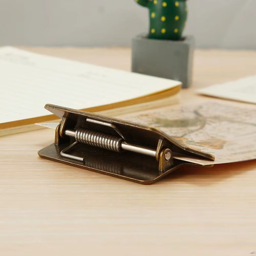 ntage Messing Clip Büroklemme in Gold für Notebook und Journal im Retro-Stil - Bild 3