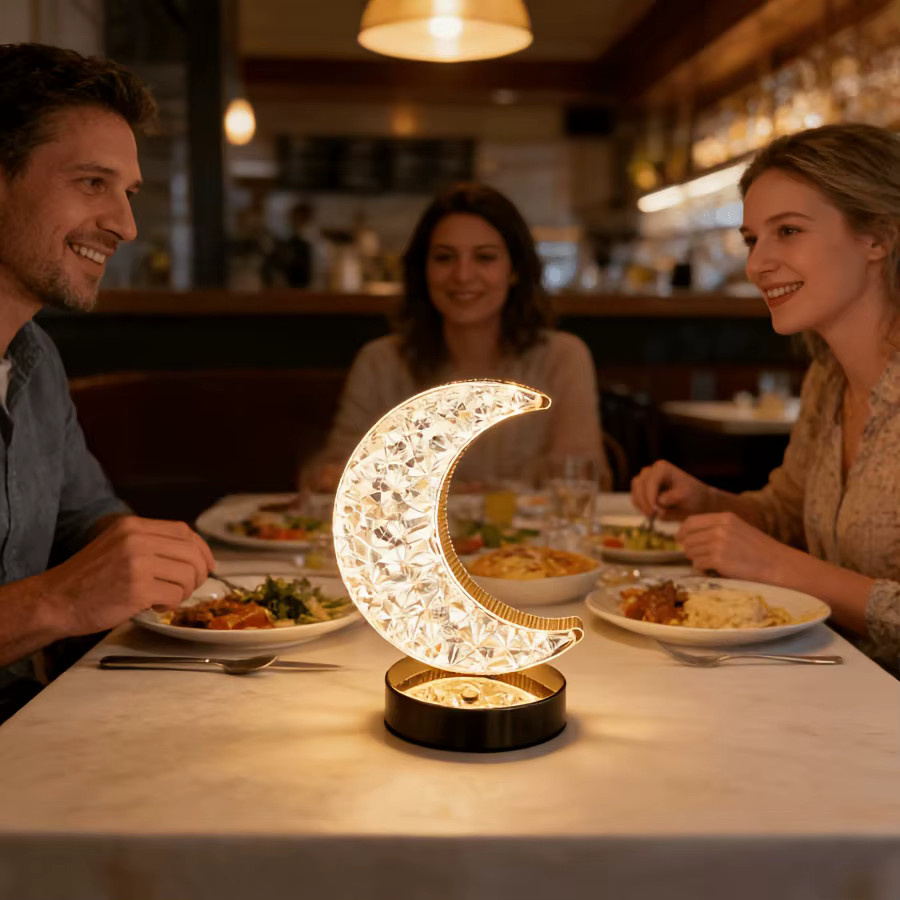 Heinast 3D Mondlampe LED Ambiente Tischleuchte mit Kristall Touch-Dimmer für das Schlafzimmer und Mädchenzimmer USB-Betrieb - Bild 5