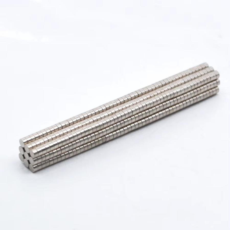 Runde Kühlschrankmagnete aus Metall in Silber, Durchmesser: 2 mm, Höhe: 1 mm - Bild 2