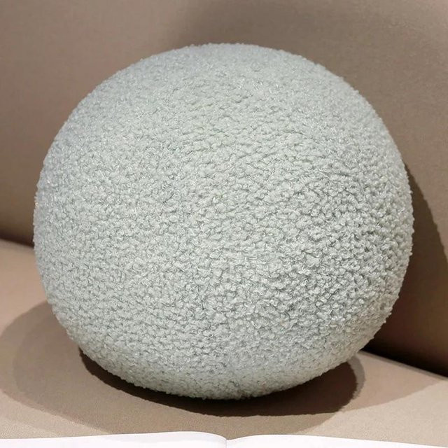 Yiran toy Kissenball aus weichem Plüsch in Weiß, rundes Dekokissen im skandinavischen Design, Durchmesser: 30 cm - Bild 1