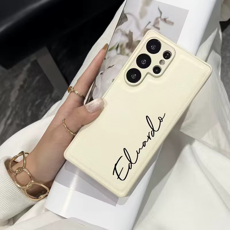 Personalisierte Handyhülle aus Kunstleder mit individuellem Buchstaben-Namen für Samsung Galaxy S26 S25 S23FE Ultra Plus A55 A32 5G 4G in Pink - Bild 3