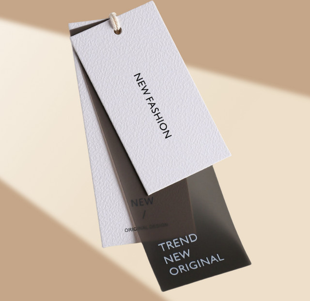 Elegante Papieranhänger mit Seil in Weiß für Kunstwerkverpackungen, 10 oder 20 Sets - Bild 1