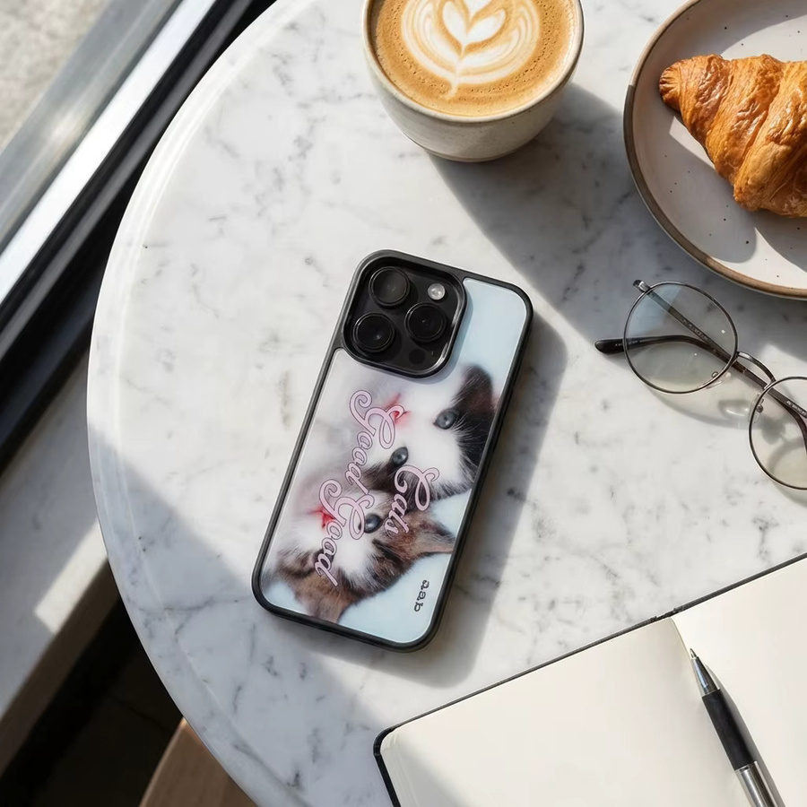 Stoßfeste DecoPhone Handyhülle mit Katzenrand für iPhone 17, 16, 15 und 14 Pro Max in Schwarz - Bild 5