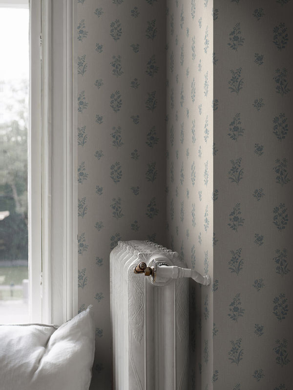BoråsTapeter Wallpaper Petit Fleurs - Florale Tapete in Blau, Beige und Multicolour - Bild 3