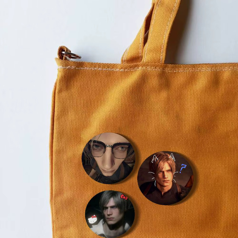 52TOYS Brosche, L-Leon Scott Kennedy, Pin - Bild 5