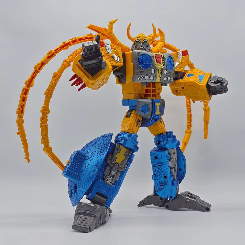 Hasbro Unicron Planet, Transformierender Roboter Actionfigur, 30cm - Bild 2