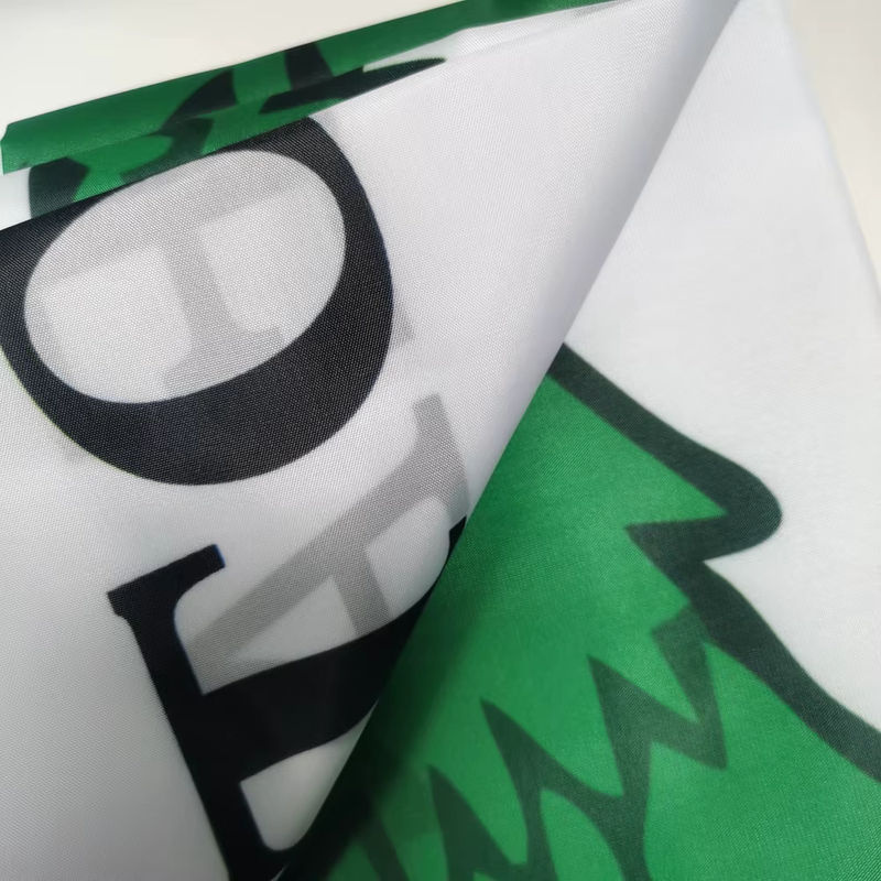 Himmelshöhen-Flagge aus Polyester in Weiß und Bunt als rechteckiges Hängebanner für die Innen- und Außendekoration - Bild 2