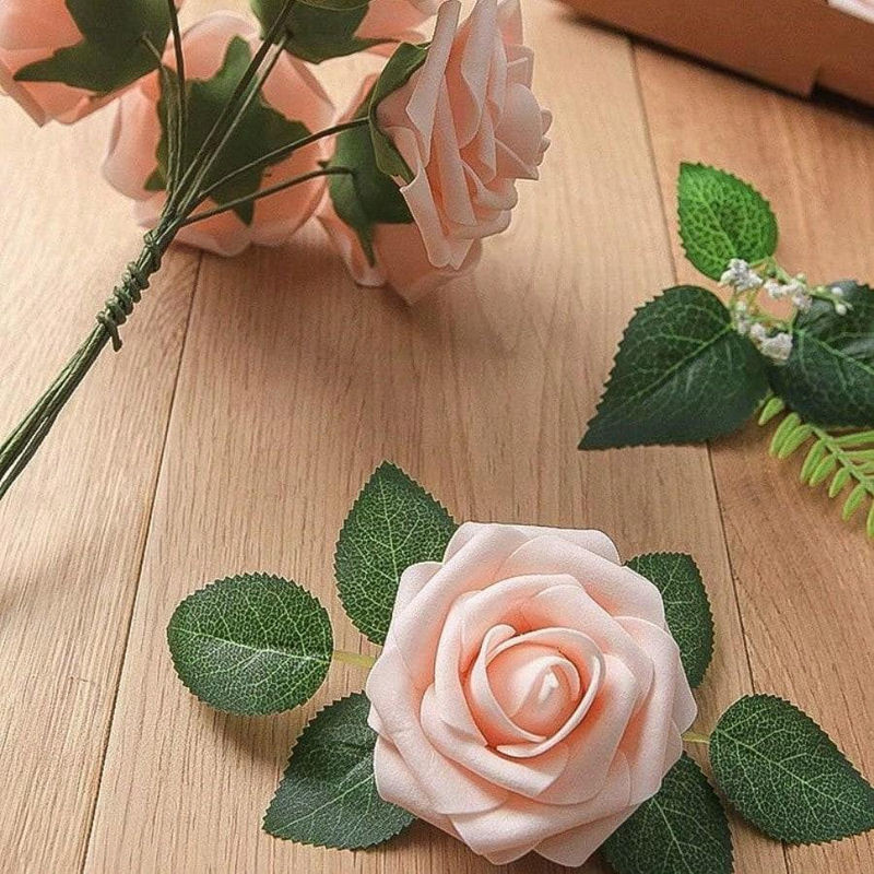 25 Stück Künstliche Rosen von chenxiaogang in Weiß, Elfenbeinfarbene Schaumrosen mit Stielen für DIY Hochzeitsstrauß und Dekoration - Bild 1