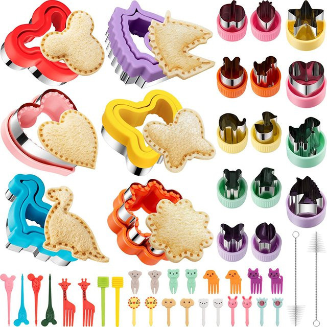48-teiliges Sandwich-Schneider-Set aus Kunststoff für Kinder in Pink und Multicolour zum Ausstechen von Brot, Keksen, Obst und Gemüse - Bild 1