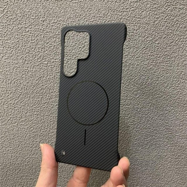 Rahmenlose Kevlar Carbonfaser Handyhülle mit MagSafe für Samsung Galaxy S25 S24 S23 Ultra Plus in Schwarz - Bild 1