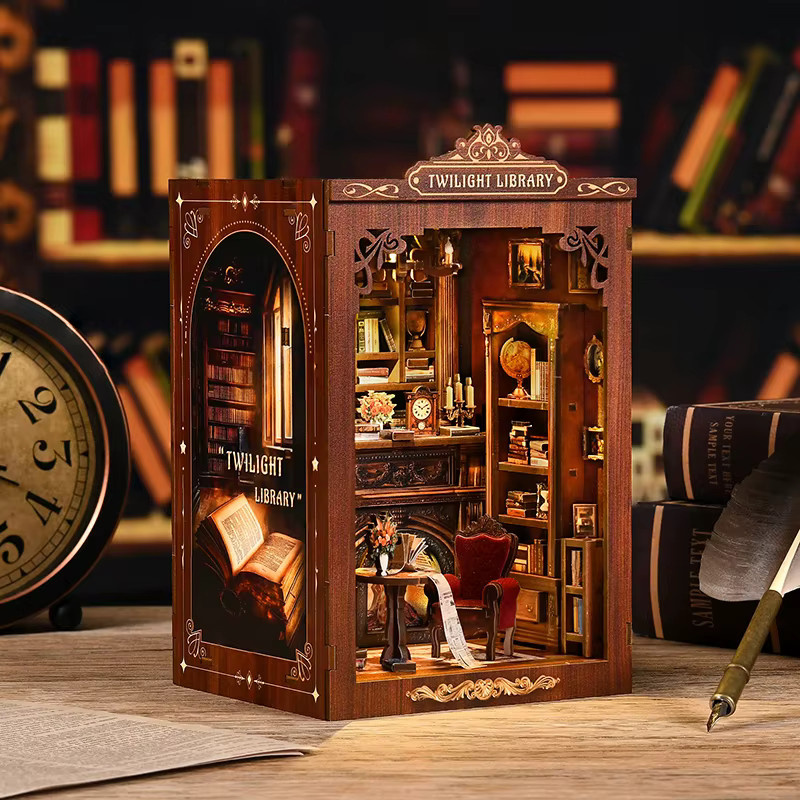 zuuton DIY Buch Nook Kit 3D Holz Puzzle Miniatur Puppenhaus in Natur und Braun - Bild 2