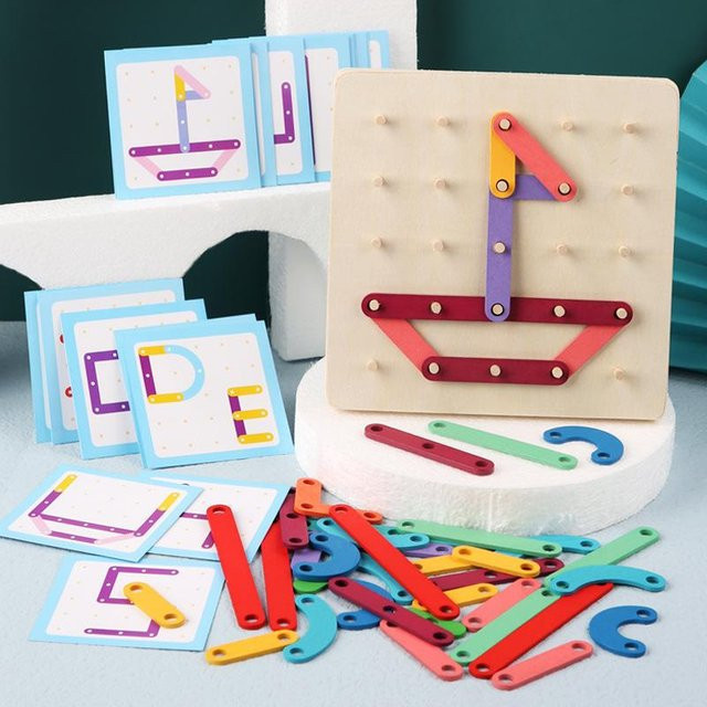 Kidsly Montessori Geometrisches Pegboard Puzzle, Holz, ab 3 Jahre - Bild 1