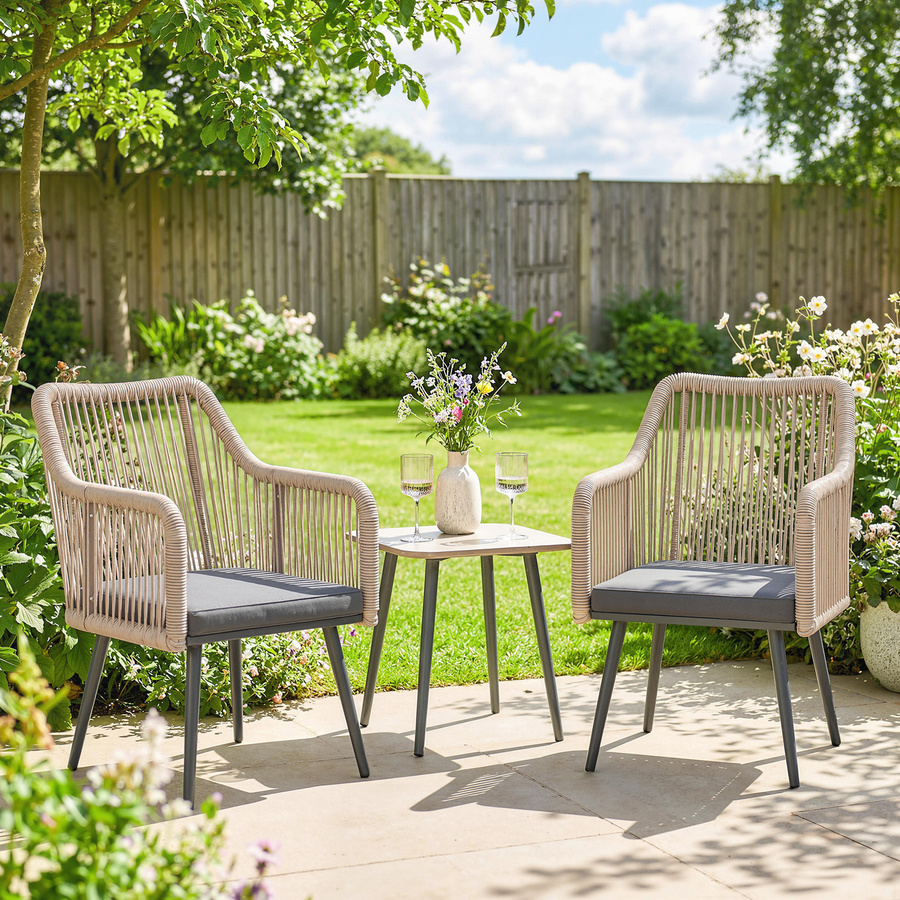 Outsunny Set aus 2 Gartenstühlen aus PE-Rattan mit Armlehnen und weichen Kissen, Dunkelgrau, B/T/H: 54 x 65 x 80 cm - Bild 2