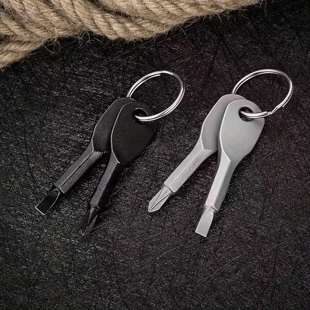 2er-Set tragbare Mini-Schlüsselanhänger-Schraubendreher mit Kreuz- und Schlitz-Bits in Schwarz - Bild 1