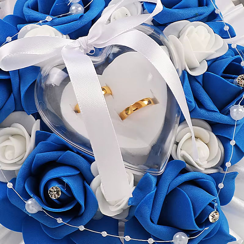 Herzförmige Ringbox mit floralem Rosenblüten-Dekor in Blau für deine Hochzeit - Bild 3