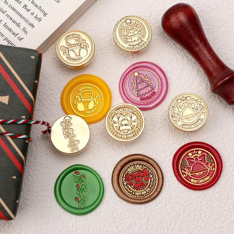 Wachssiegel Stempel mit Weihnachts-Motiven wie Lebkuchenhaus, Socke oder Schlitten für Einladungen, Umschläge und Geschenke - Bild 3