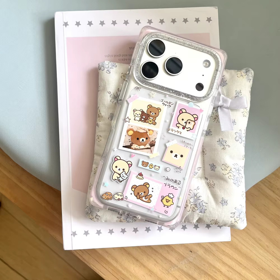 Sanrio Rilakkuma Bär Illustration Handyhülle für iPhone 17 Pro 16 15 Pro Max mit Anhänger aus stoßfestem Acryl - Bild 3