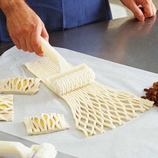Rundes Kunststoff-Radmesser in Weiß für Teig, Pizza und Bastelarbeiten - Bild 1