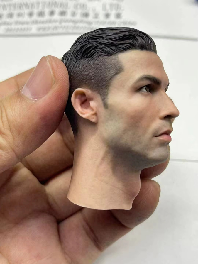 MAK Cristiano Ronaldo Kopfskulptur im Maßstab 1:6 Calm/Smile Version als Actionfigur Modell für Körperpuppen, Höhe: 30,48 cm - Bild 1