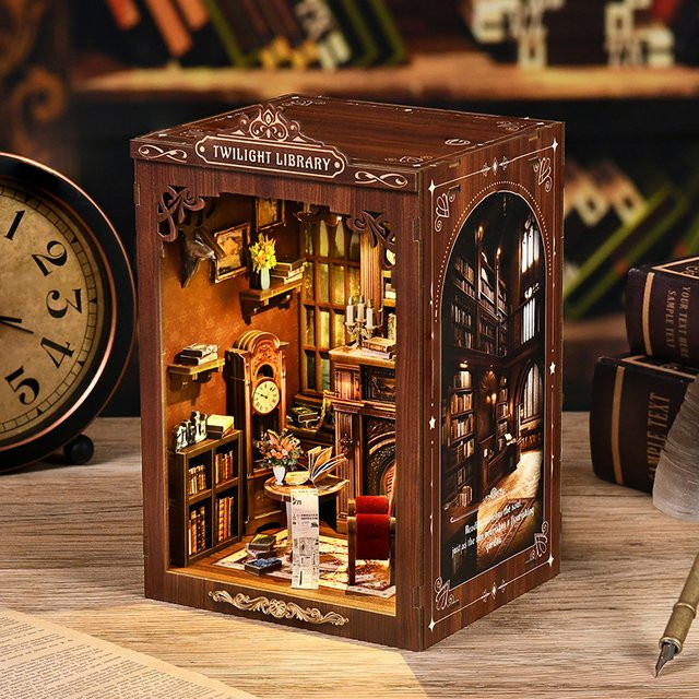 JIKEFUN Buch Nook Kit, 3D Holz Puppenhaus Puzzle, mit LED-Licht, Fantasy - Bild 1