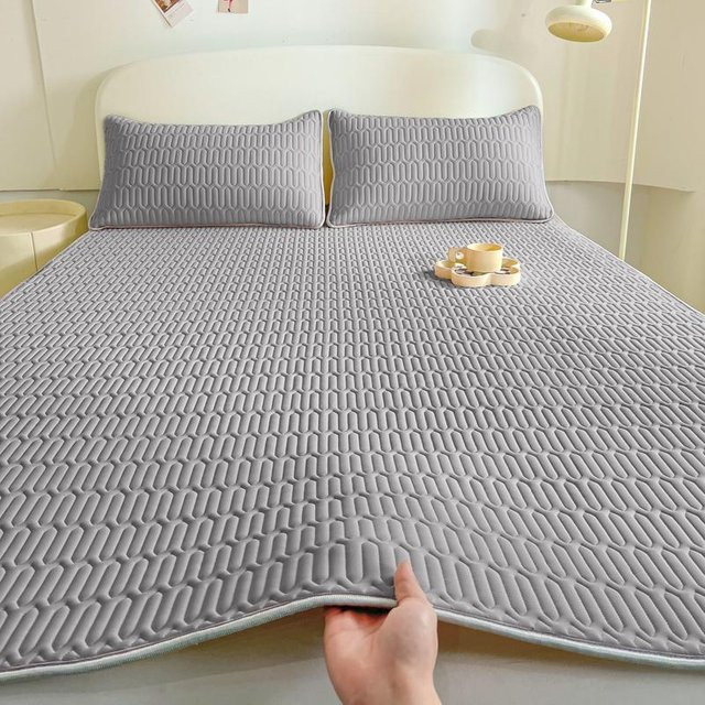 Binchi Outdoor Equipment Gestepptes Latex-Bettlaken aus atmungsaktiver Eisseide, rutschfeste Matratzenunterlage, Grau, B/T/H: 80 x 190 cm - Bild 1