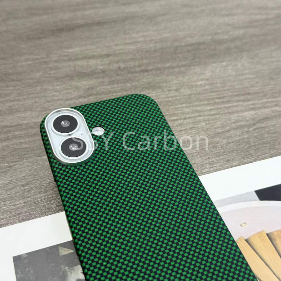 Kevlar-Aramiden-Schutzhülle für Apple iPhone 17-Serie und 17 Pro Max in Grün mit echter Kohlefaser-Optik, ultradünn und ultraleicht - Bild 2