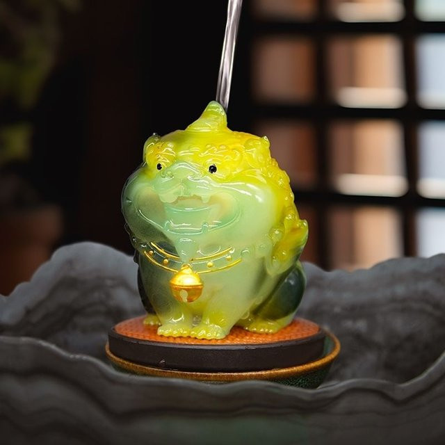 Jadefarbenes farbwechselndes PI Xiu Tee-Haustier Ornament von PDQ als dekorative Qilin-Figur für deinen Teetisch oder das Büro - Bild 1
