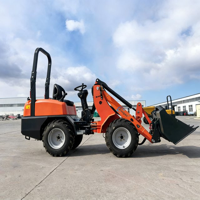 Yanmar Diesel-Kleinradlader mit Allradantrieb in Orange - Bild 1