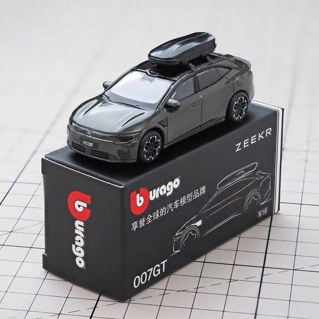 Bburago Zeekr, Sportwagen Modell, 1:64, Metall, ab 18 Jahren - Bild 1