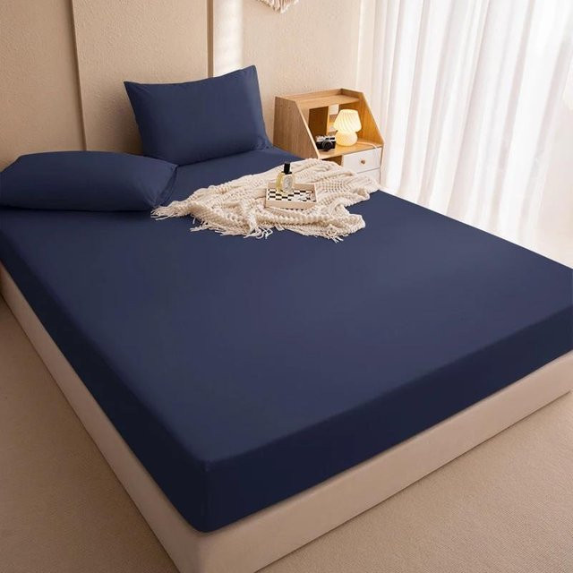 Wasserdichter Matratzenschoner KISS Textile mit Milbenschutz als Spannbettlaken in Blau, B/T: 150 x 200 cm, Höhe: 30 cm - Bild 1
