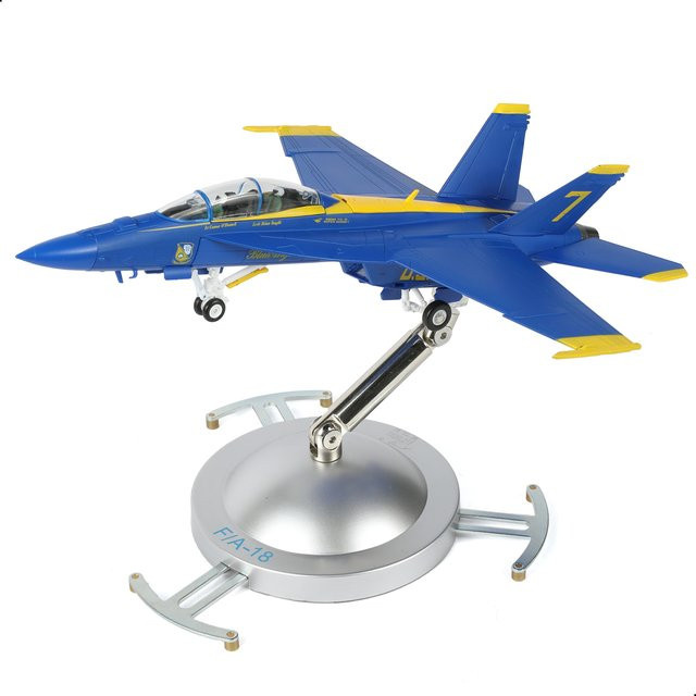 NUOTIE F/A-18F Blue Angels Unit 7 Narrator, Druckgussmodell, 1:72 - Bild 1