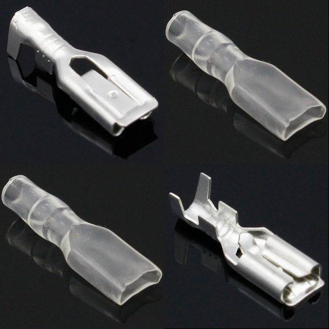 ELECAPITAL 50er Set Crimp-Anschluss mit 50 weiblichen Flachsteckern und 50 Gehäusen in Silber, 4,8 mm - Bild 1