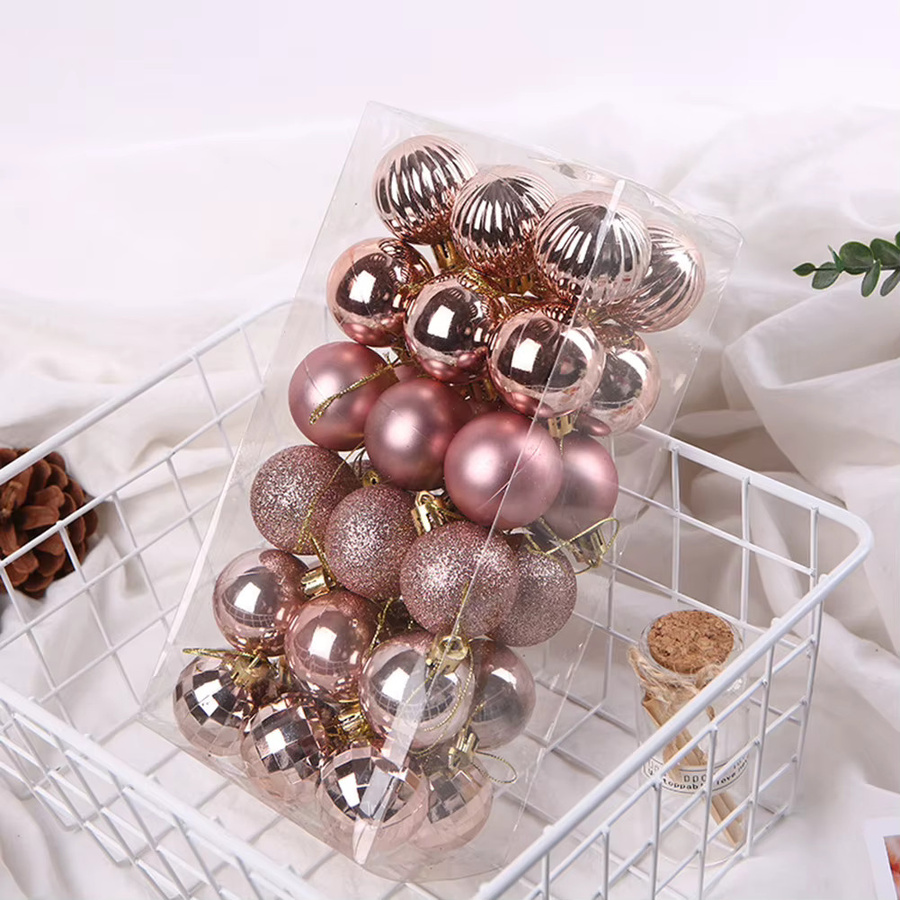 Frequeback 36er Set Weihnachtsbaum Kugeln aus Kunststoff in Bunt und Weiß als Hängeanhänger für deine Weihnachtsdekoration - Bild 2