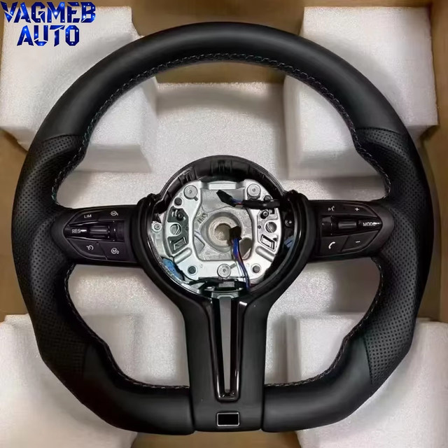 VAGMEB Sportliches Flachboden-Lenkrad im M-Stil für BMW F20 F22 F25 F32 F36 F82 F90 in Schwarz ohne Schaltwippen-Loch - Bild 1