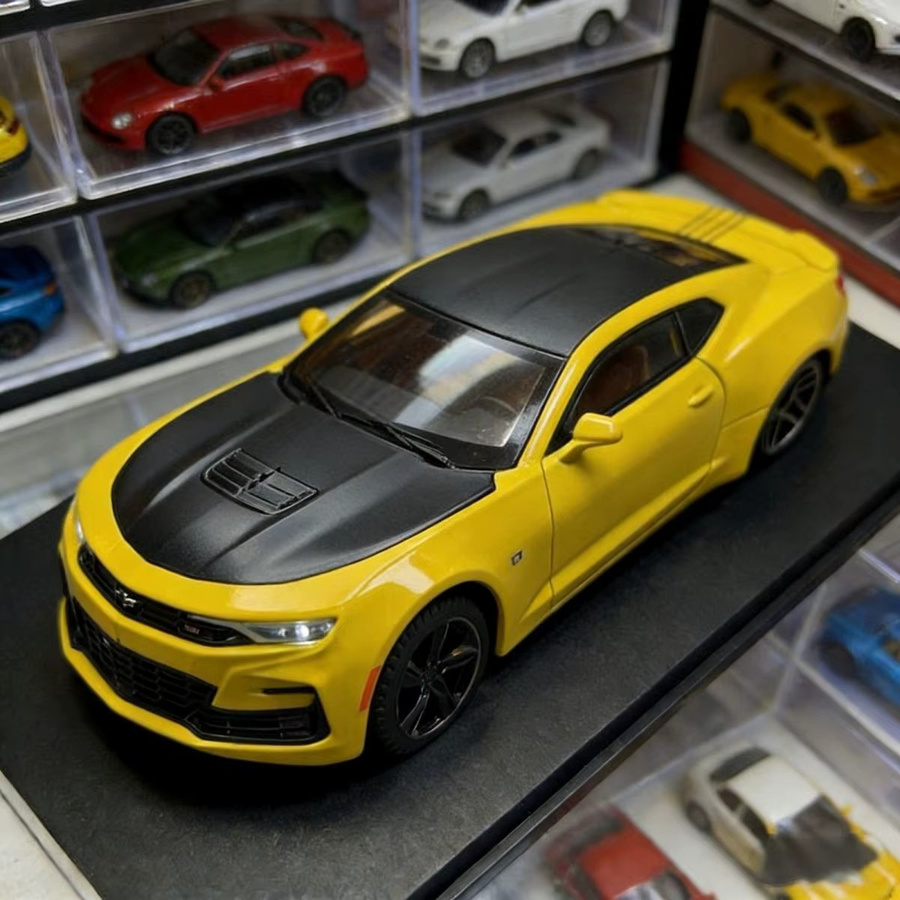 MAKEDA 2023 Camaro Sportwagen-Modell, Druckguss-Metallspielzeug, 1:24, Gelb - Bild 2