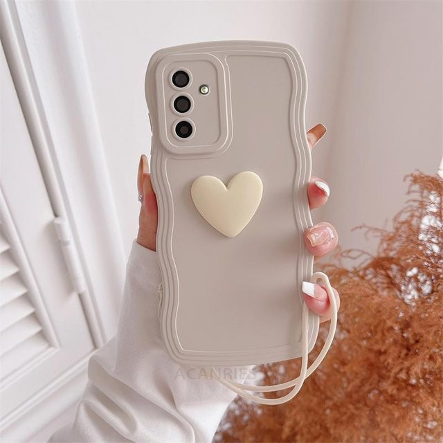 Gewellte Silikonhülle mit Liebesherz und Lanyard für Samsung Galaxy A16 A26 A36 A56 A15 A25 A35 A55 5G in Grau - Bild 1