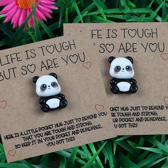 Panda Taschenumarmungskarte aus Kunstharz in Multicolour mit motivierendem Zitat - Bild 1