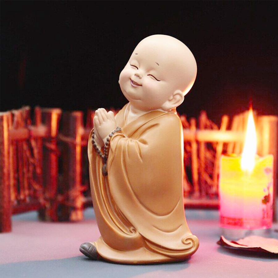 Tinika Chen Mönchsfigur als kleine Baby-Mönchsstatue in Beige - Bild 1