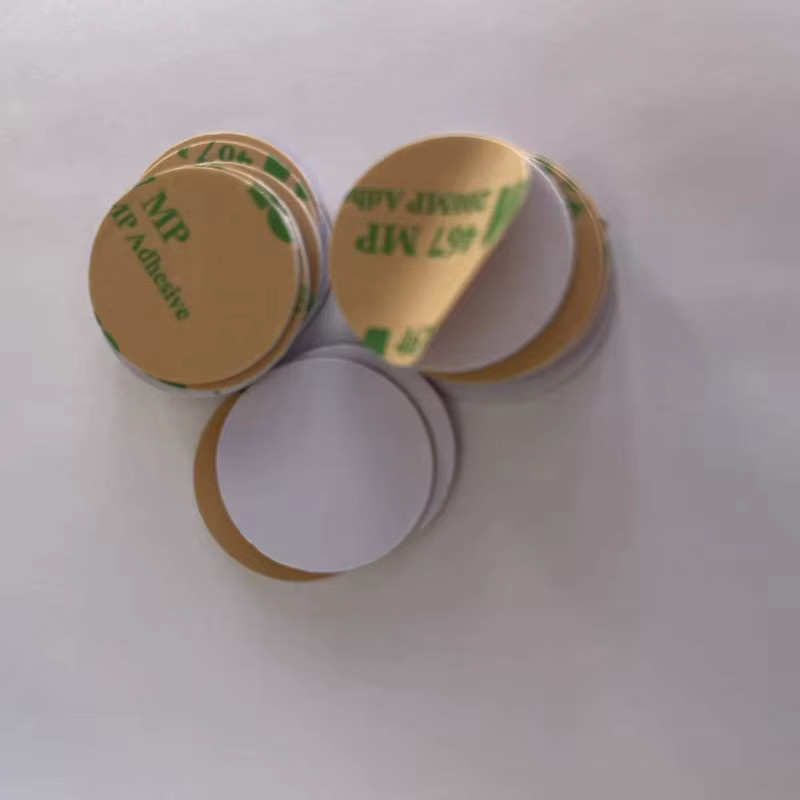 100 Stück EM4100 RFID Proximity Smart Card Coin Tags 125 kHz in Weiß mit selbstklebender Rückseite für die Zugangskontrolle - Bild 3