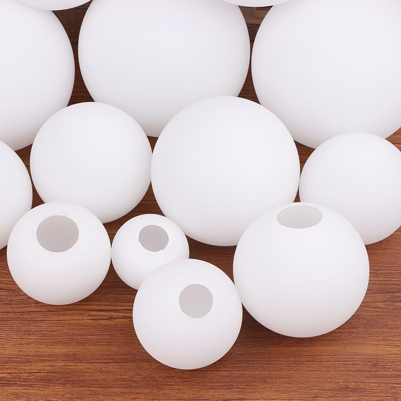 Runder Lampenschirm aus weißem Milchglas von Beautiful Notes - Bild 3