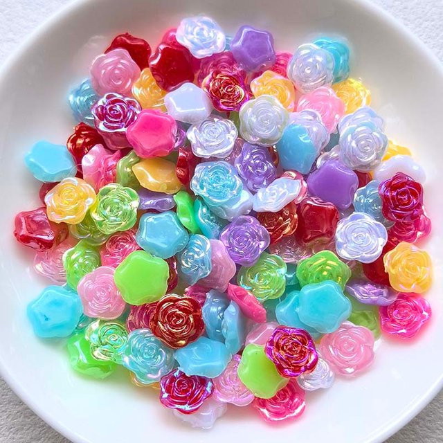 65 Stück mehrfarbige Rosen aus Kunstharz für DIY-Schmuck und Scrapbooking - Bild 1