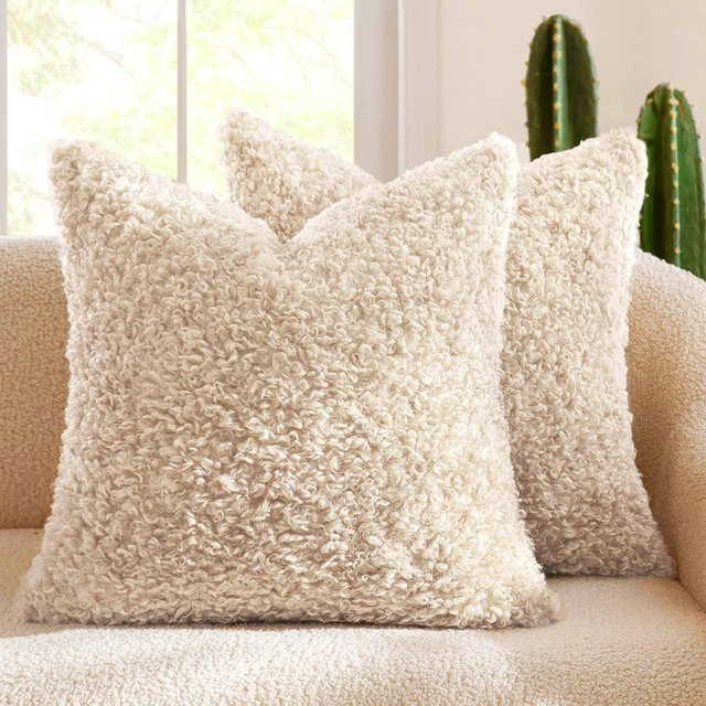 2er-Pack Teddy-Kunstfell-Kissenbezüge in Beige, quadratische Plüsch-Dekokissen für Sofa und Bett, B/B/B: 40 x 40 x 40 cm - Bild 1