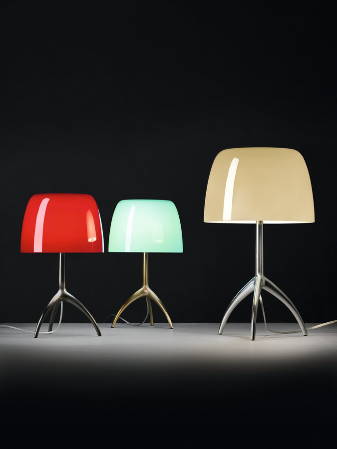 Foscarini Lumiere Grande Tischleuchte aus Glas und Metall in Schwarz oder Weiß - Bild 2