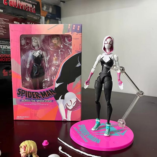 Binchi Outdoor Product Spider-Gwen Actionfigur, Marvel, grau, ab 14 Jahren - Bild 1