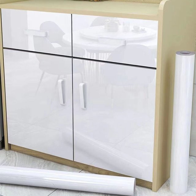 Selbstklebende Marmor Tapete in Weiß für Küche und Badezimmer, wasserdichte und ölbeständige Wandfolie in Steinoptik - Bild 1