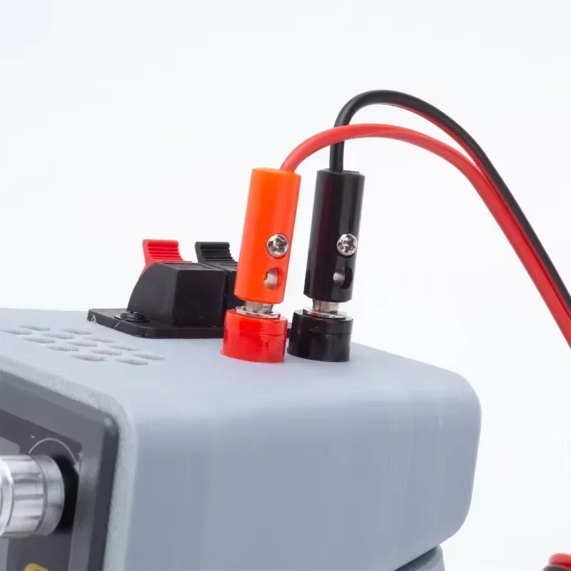 Bosch 18V Lithium-Batterie-Adapter Buck-Boost Steuerbares DC-geregeltes Netzteil in Grau - Bild 2