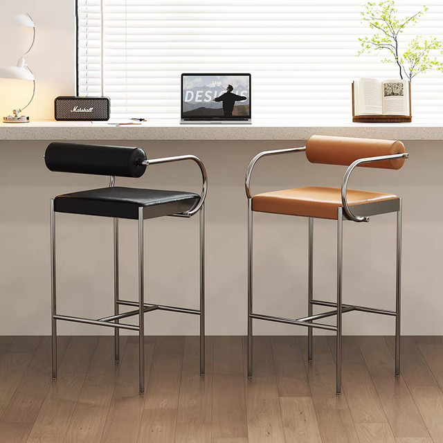 DUTRIEUX Barhocker im skandinavischen Design aus schwarzem Kunstleder mit Metallgestell - Bild 1