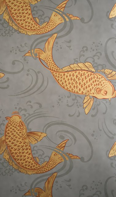 Osborne & Little Tapete Derwent mit Fischmuster in Gold, Taupe und Orange aus Vlies - Bild 1