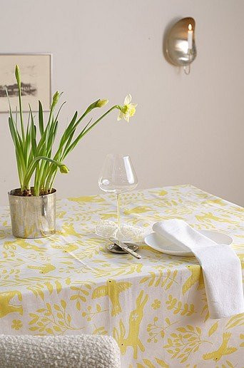 Jotex Tischdecke SPRING BLOOM mit floralem Muster in Gelb und Weiß, wasserabweisend, Baumwolle - Bild 1