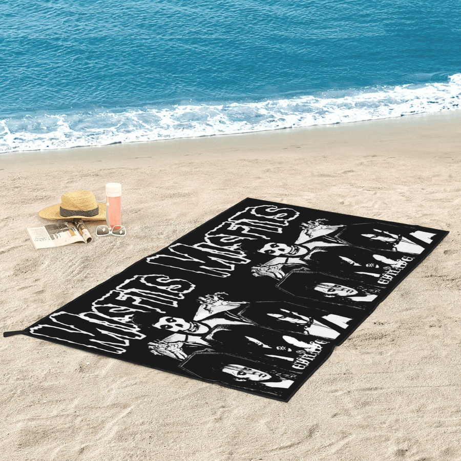 Misfits Totenkopf Strandtuch aus weicher Mikrofaser, schwarz, B: 30 cm, H: 60 cm - Bild 4